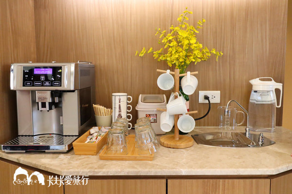 星月文旅:台中民宿-星月文旅|麗寶樂園旁坐擁台中夜景享受湯屋泡澡樂趣近花博園區