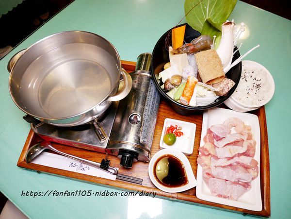 【台中住宿】星月文旅 #台中親子住宿 #星月大地 #玩水 #泡湯 #餵魚 #夕陽 #夜景 #IG打卡熱點 (27).JPG