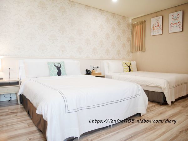 【台中住宿】星月文旅 #台中親子住宿 #星月大地 #玩水 #泡湯 #餵魚 #夕陽 #夜景 #IG打卡熱點 (12).JPG