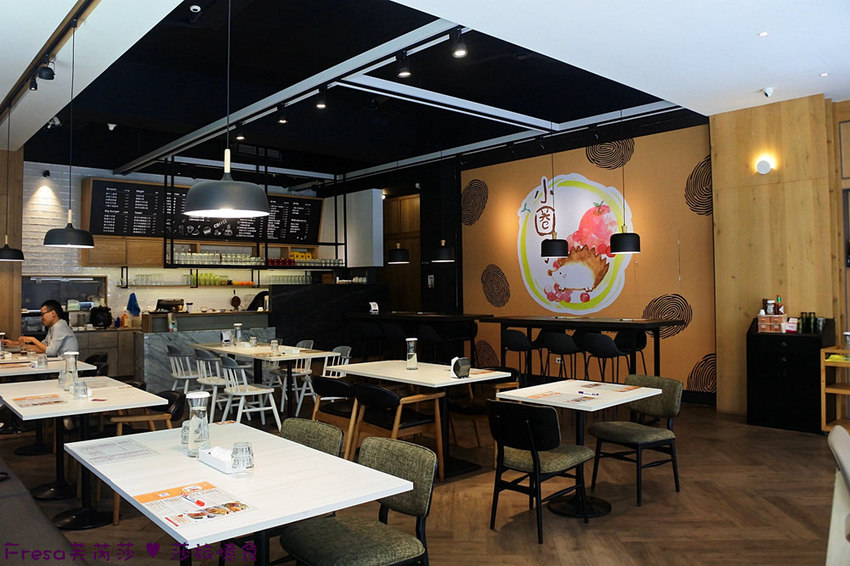 台南北區【小圈子早午餐】透亮清幽質感空間.平價早午餐澎派食.莓果舒芙蕾午茶味│台南早午餐│台南下午茶│義式料理 - Fresa芙芮莎♥莎旅憶食