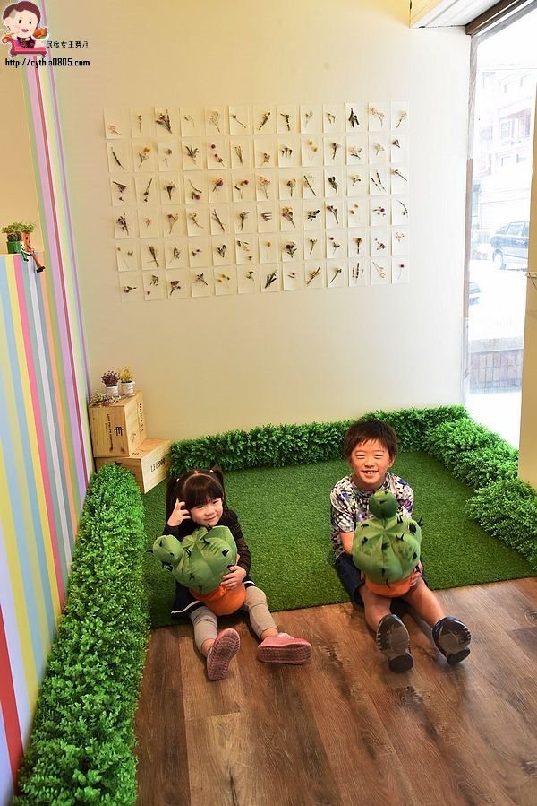 桃園區美食-啊雜 AAAzakka-可愛企鵝柴犬壽司餐盒好吸晴，兔兔P助捨不得吃，一起來野餐吧! @民宿女王芽月-美食.旅遊.全台趴趴走