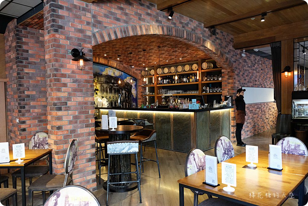 民歌西餐廳重現！凱度咖啡音樂餐館大吃帝王蟹火鍋還能聽好歌～