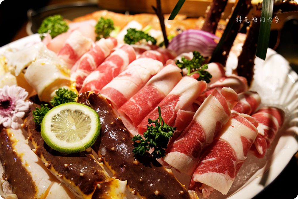 民歌西餐廳重現！凱度咖啡音樂餐館大吃帝王蟹火鍋還能聽好歌～