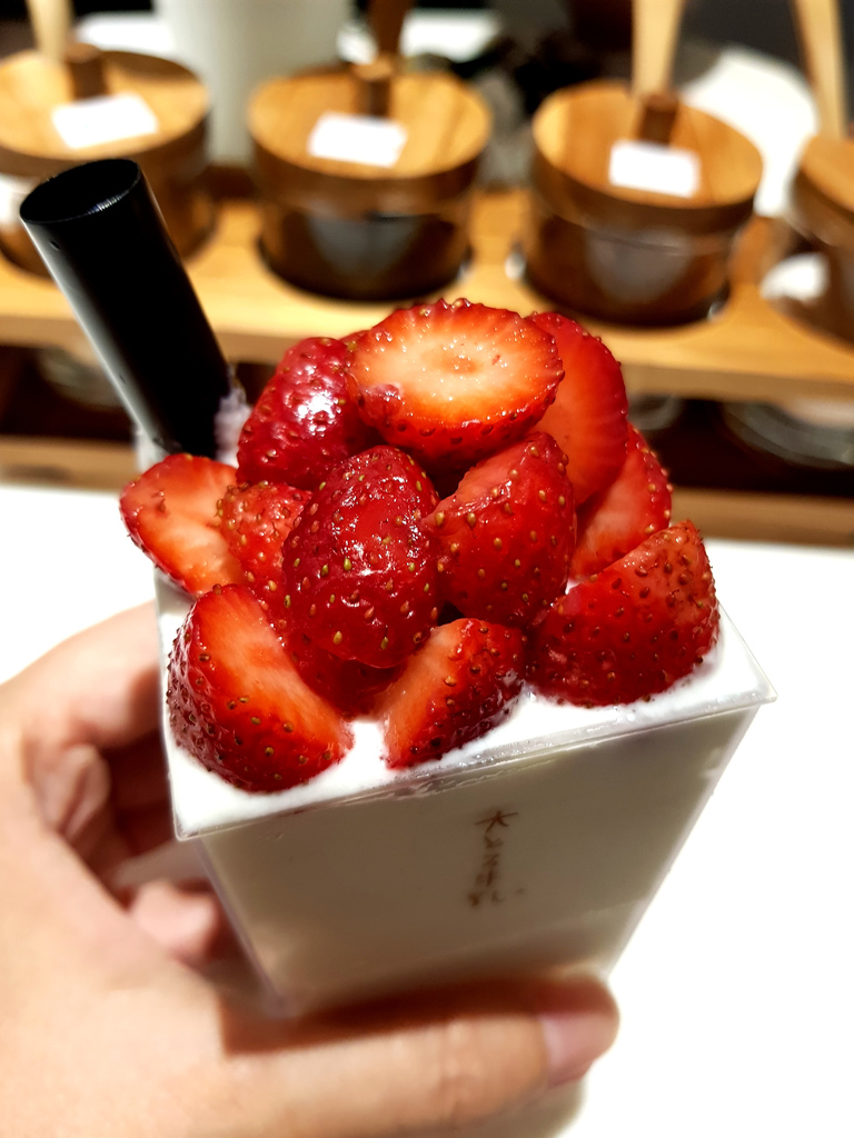 ootoro milk 大とろ牛乳 (21).jpg