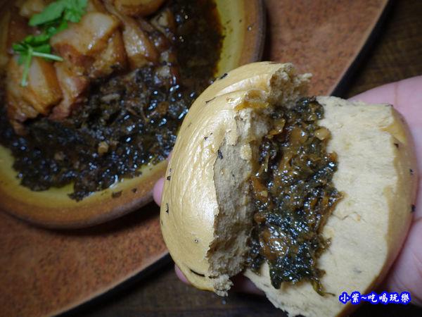 紅棗饅頭夾梅干扣肉-苗栗棗莊 (1).jpg