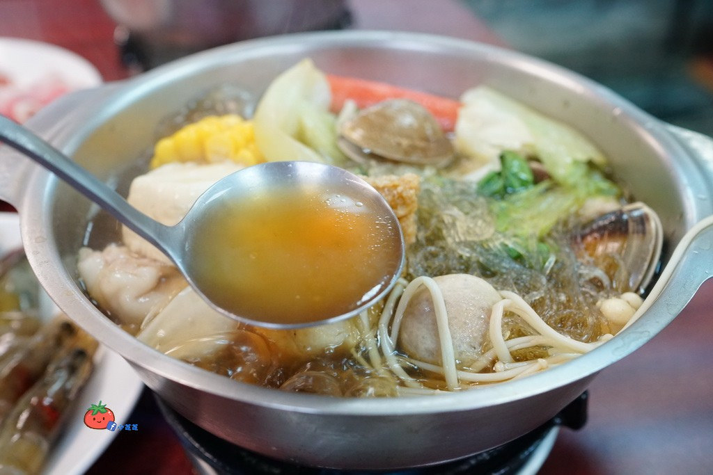 中壢愛邦你小火鍋 加入會員買一送一