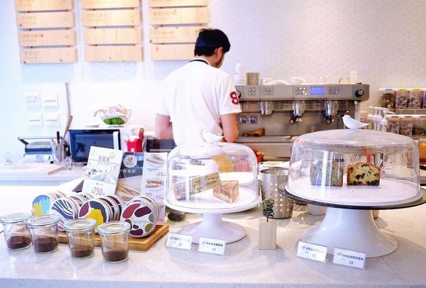 櫻桃計畫 Cherry Espresso:| 台中逢甲 | 櫻桃計畫Cherry Espresso 溫馨咖啡館 . 平價手沖咖啡 / 下午茶甜點