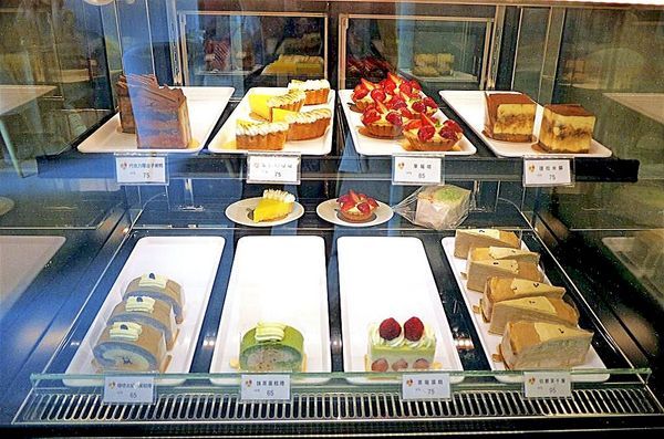 櫻桃計畫 Cherry Espresso:| 台中逢甲 | 櫻桃計畫Cherry Espresso 溫馨咖啡館 . 平價手沖咖啡 / 下午茶甜點