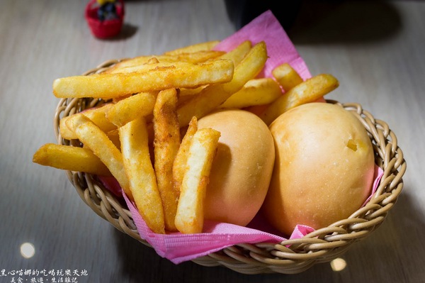 哇烤大口炙燒牛排(大寮店):高雄大寮︱哇烤大口炙燒牛排(大寮店) 免費加麵!!不景氣時代的慶祝、聚會好選擇!!