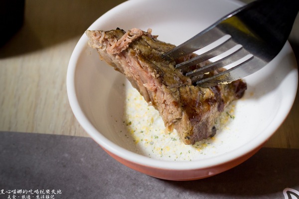 哇烤大口炙燒牛排(大寮店):高雄大寮︱哇烤大口炙燒牛排(大寮店) 免費加麵!!不景氣時代的慶祝、聚會好選擇!!