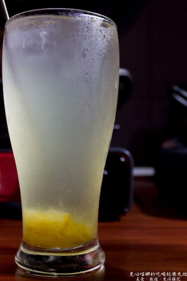 南大門：高雄楠梓︱台糖量販楠梓店 - 南大門韓式料理　不點熱門八色烤肉，雙人鐵板豬五花也超好吃❤