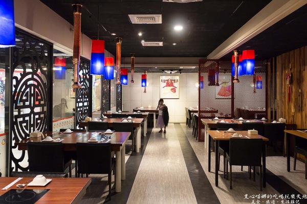 南大門：高雄楠梓︱台糖量販楠梓店 - 南大門韓式料理　不點熱門八色烤肉，雙人鐵板豬五花也超好吃❤