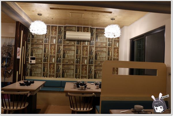 日月鎊品火鍋：[食記]►台南安平區◄日月鎊品火鍋－每日堅持以耗時費工的方式熬煮湯頭，允諾絕不添加人工添加物