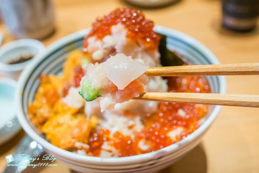 [台北美食]日本橋海鮮丼つじ半 Tsujihan/東京必吃排隊海鮮丼/捷運市政府站(附完整吃法影片)