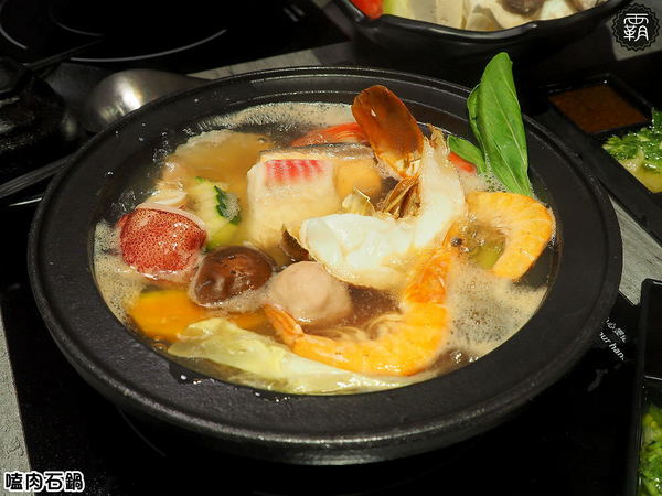 嗑肉石鍋(嗑肉石鍋(昌平店)):嗑肉石鍋昌平店,台中北屯宵夜時間大口嗑肉,肉品水準不輸給燒肉店~ 嗑肉石鍋(嗑肉石鍋(昌平店)):嗑肉石鍋昌平店,台中北屯宵夜時間大口嗑肉,肉品水準不輸給燒肉店~