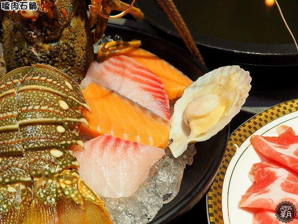 嗑肉石鍋(嗑肉石鍋(昌平店)):嗑肉石鍋昌平店,台中北屯宵夜時間大口嗑肉,肉品水準不輸給燒肉店~ 嗑肉石鍋(嗑肉石鍋(昌平店)):嗑肉石鍋昌平店,台中北屯宵夜時間大口嗑肉,肉品水準不輸給燒肉店~