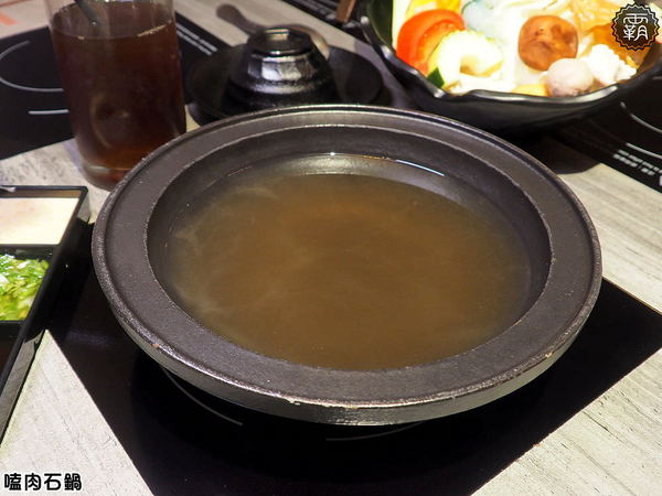 嗑肉石鍋(嗑肉石鍋(昌平店)):嗑肉石鍋昌平店,台中北屯宵夜時間大口嗑肉,肉品水準不輸給燒肉店~ 嗑肉石鍋(嗑肉石鍋(昌平店)):嗑肉石鍋昌平店,台中北屯宵夜時間大口嗑肉,肉品水準不輸給燒肉店~