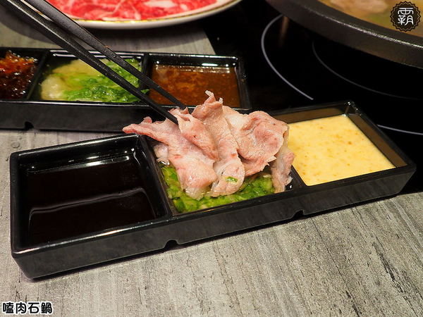 嗑肉石鍋(嗑肉石鍋(昌平店)):嗑肉石鍋昌平店,台中北屯宵夜時間大口嗑肉,肉品水準不輸給燒肉店~ 嗑肉石鍋(嗑肉石鍋(昌平店)):嗑肉石鍋昌平店,台中北屯宵夜時間大口嗑肉,肉品水準不輸給燒肉店~