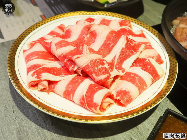嗑肉石鍋(嗑肉石鍋(昌平店)):嗑肉石鍋昌平店,台中北屯宵夜時間大口嗑肉,肉品水準不輸給燒肉店~ 嗑肉石鍋(嗑肉石鍋(昌平店)):嗑肉石鍋昌平店,台中北屯宵夜時間大口嗑肉,肉品水準不輸給燒肉店~