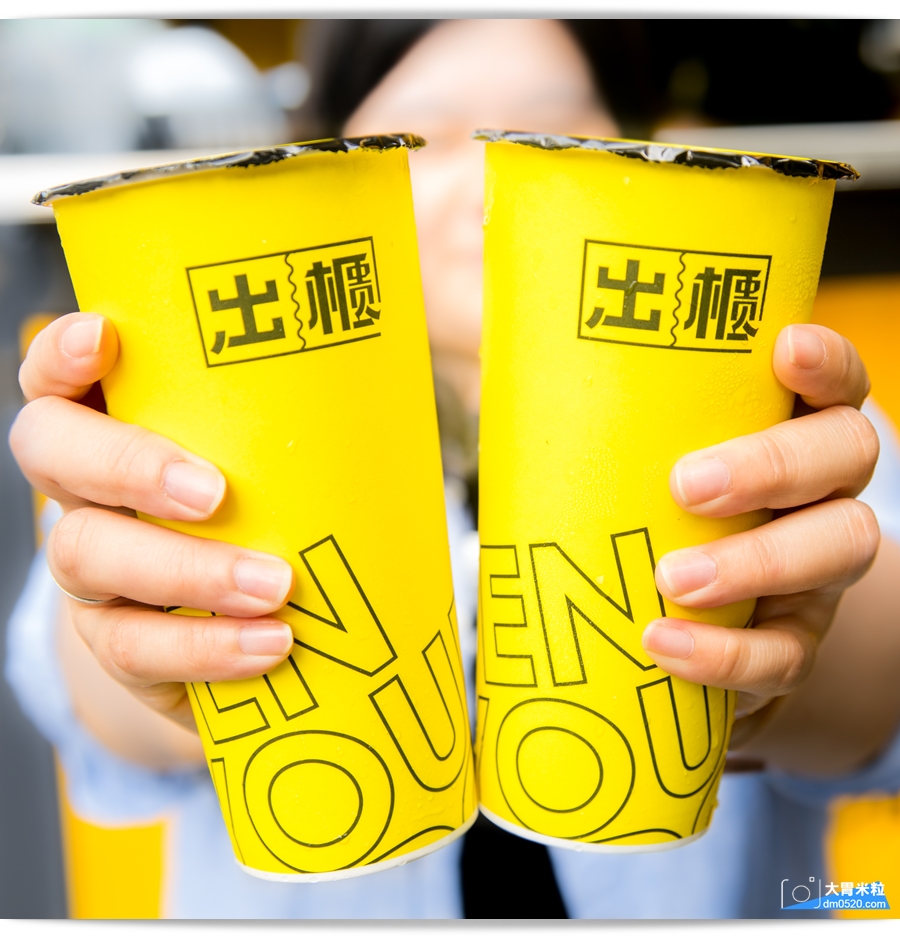 台中人氣黃金飲品,南台灣也能喝到囉,Open Your Door出櫃屏東潮州店,招牌黃金蕎麥拿鐵,加料必點三寶,紅荳子鮮奶,滿料實在 - 大胃米粒 DAVID & MILLY