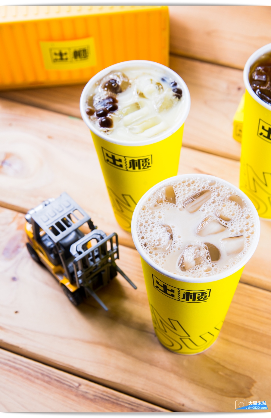 台中人氣黃金飲品,南台灣也能喝到囉,Open Your Door出櫃屏東潮州店,招牌黃金蕎麥拿鐵,加料必點三寶,紅荳子鮮奶,滿料實在 - 大胃米粒 DAVID & MILLY