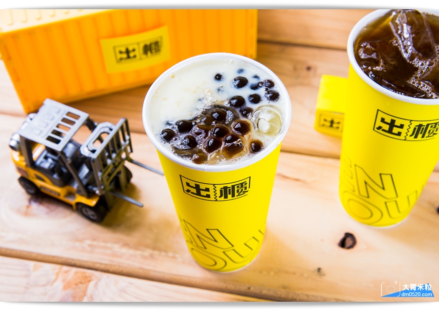 台中人氣黃金飲品,南台灣也能喝到囉,Open Your Door出櫃屏東潮州店,招牌黃金蕎麥拿鐵,加料必點三寶,紅荳子鮮奶,滿料實在 - 大胃米粒 DAVID & MILLY