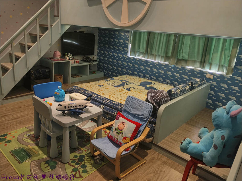 嘉義縣中埔鄉嘉義飯店【詩情夢幻城堡】飛行吧！溜滑梯房＋兒童跑車免費盡情玩.煙火晚會＋魔術表演＋仙女棒＋爆米花超嗨