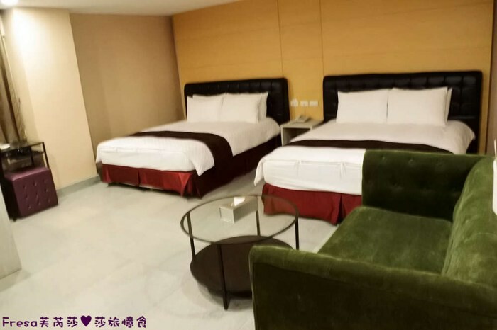 嘉義縣中埔鄉嘉義飯店【詩情夢幻城堡】飛行吧！溜滑梯房＋兒童跑車免費盡情玩.煙火晚會＋魔術表演＋仙女棒＋爆米花超嗨