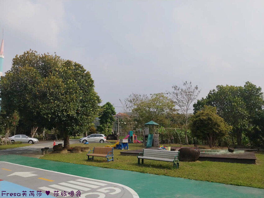 嘉義縣中埔鄉嘉義飯店【詩情夢幻城堡】飛行吧！溜滑梯房＋兒童跑車免費盡情玩.煙火晚會＋魔術表演＋仙女棒＋爆米花超嗨