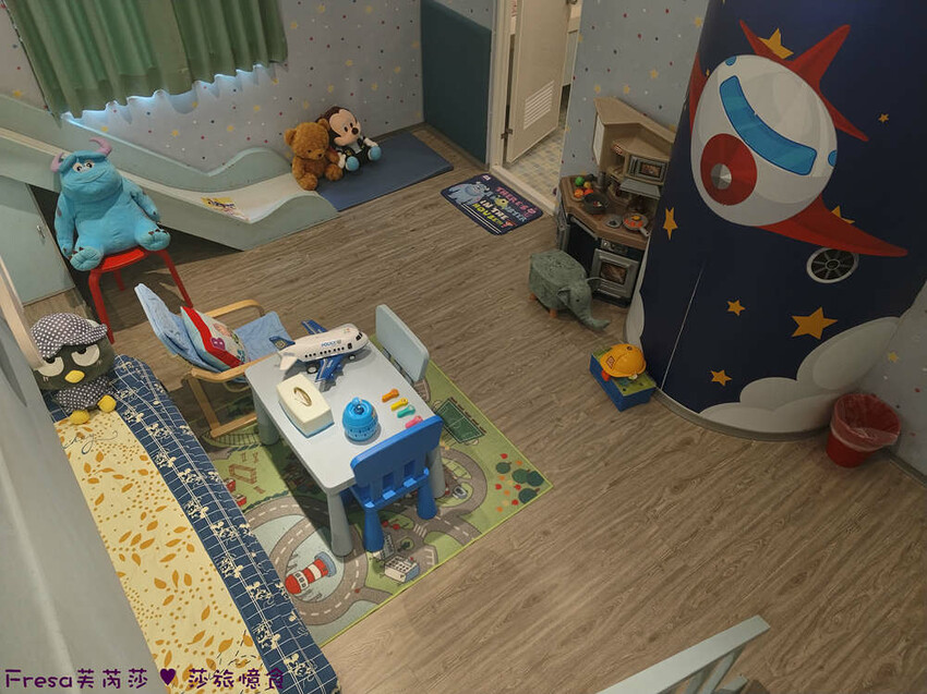 嘉義縣中埔鄉嘉義飯店【詩情夢幻城堡】飛行吧！溜滑梯房＋兒童跑車免費盡情玩.煙火晚會＋魔術表演＋仙女棒＋爆米花超嗨