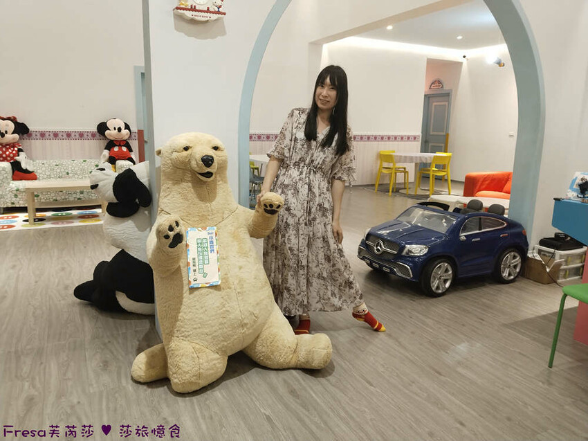 嘉義縣中埔鄉嘉義飯店【詩情夢幻城堡】飛行吧！溜滑梯房＋兒童跑車免費盡情玩.煙火晚會＋魔術表演＋仙女棒＋爆米花超嗨