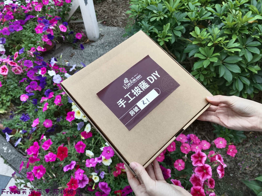 嘉義縣中埔鄉嘉義飯店【詩情夢幻城堡】飛行吧！溜滑梯房＋兒童跑車免費盡情玩.煙火晚會＋魔術表演＋仙女棒＋爆米花超嗨