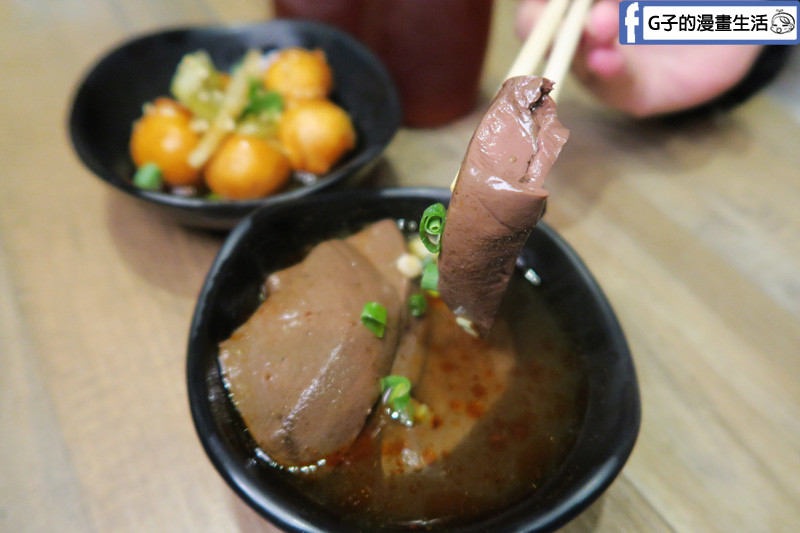 潮味決-麻辣燙‧燒滷味 滷鴨血