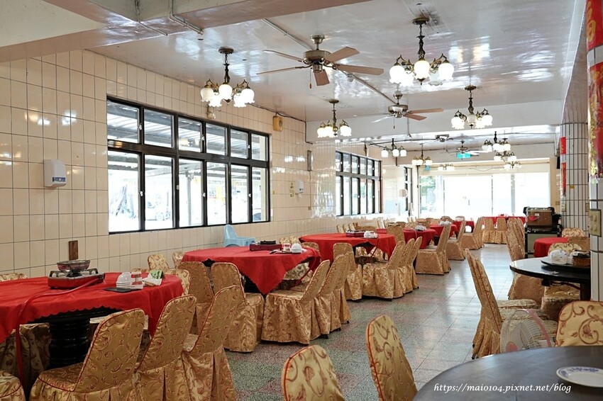 桃園石門活魚|十一份活魚餐廳~活魚一魚多吃,現抓現煮、餐點平價份量十足,聚餐首選,附停車場、免服務費