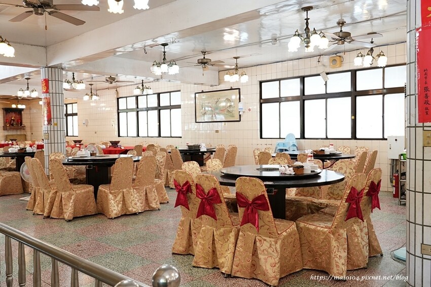 桃園石門活魚|十一份活魚餐廳~活魚一魚多吃,現抓現煮、餐點平價份量十足,聚餐首選,附停車場、免服務費