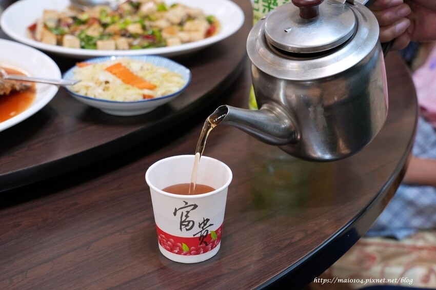 桃園石門活魚|十一份活魚餐廳~活魚一魚多吃,現抓現煮、餐點平價份量十足,聚餐首選,附停車場、免服務費