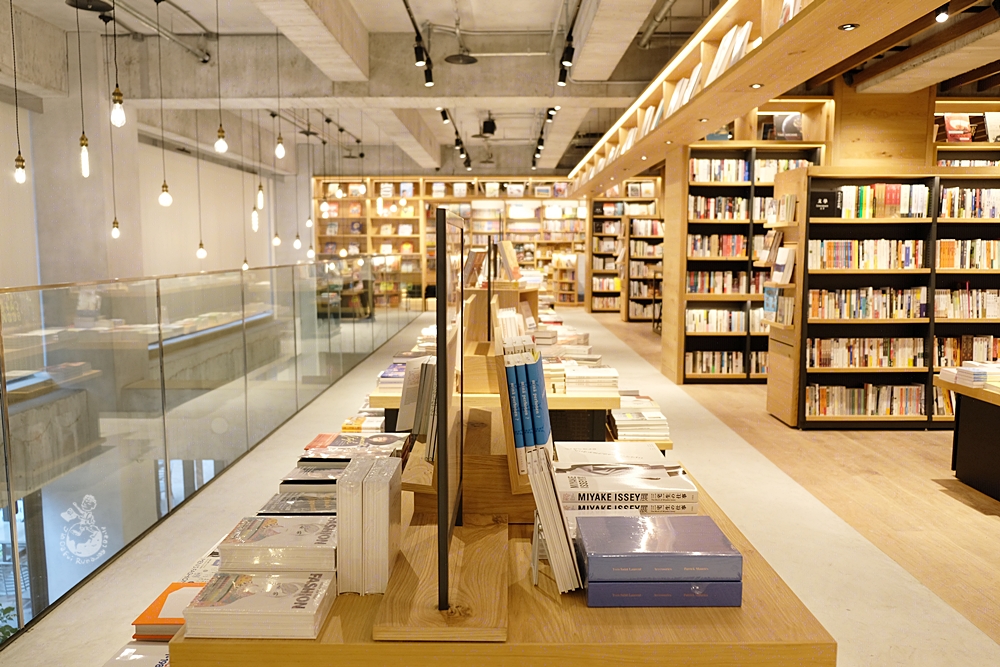 蔦屋書店市政店