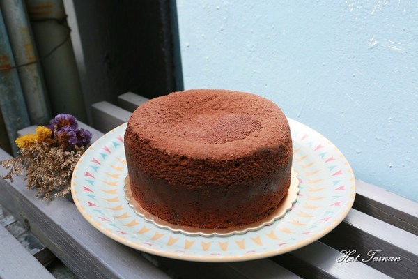 栗卡朵洋菓子工坊:【台南美食】惡魔般存在的特濃法式巧克力蛋糕!學甲區隱藏版的五星級甜點:栗卡朵洋菓子工坊