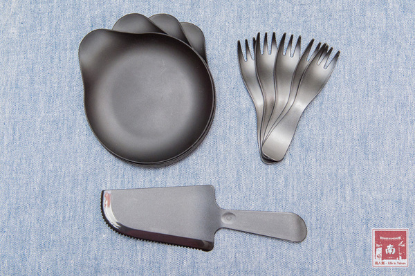 栗卡朵洋菓子工坊:【台南學甲】星級主廚甜點|嚴選頂級原料|必買伴手禮|法式經典巧克力蛋糕|天使與惡魔重乳酪蛋糕~栗卡朵洋菓子工坊