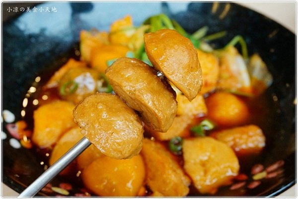 食神滷味 台中靜宜店：台中沙鹿』食神滷味靜宜店║食神到！銅板小吃、宵夜新選擇！獨家麻辣燙，多項食材，不同的香辣快感～