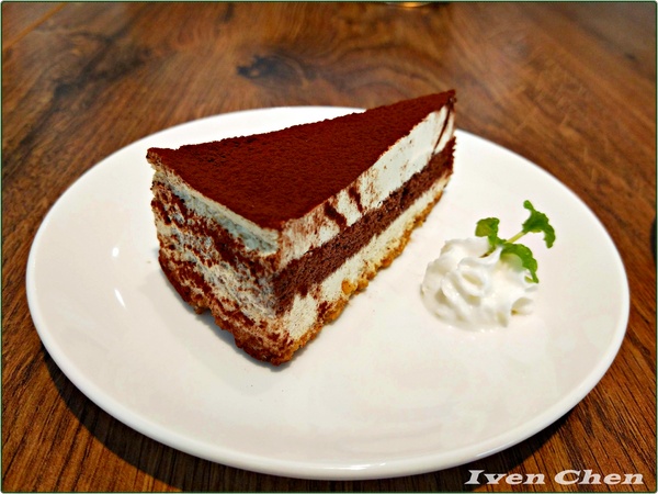 R. mosu沐蔬輕食尚：《雙連蔬食早午餐》假日用餐在時尚健康品味兼具的『R. mosu沐蔬輕食尚』