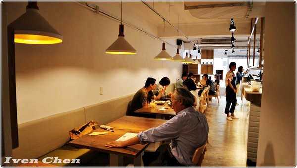 R. mosu沐蔬輕食尚：《雙連蔬食早午餐》假日用餐在時尚健康品味兼具的『R. mosu沐蔬輕食尚』