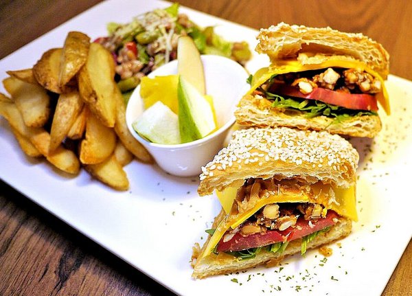 R. mosu沐蔬輕食尚:【雙連蔬食早午餐】 R. mosu沐蔬輕食尚.天然食材 / 蔬食新潮流.清爽無負擔料理