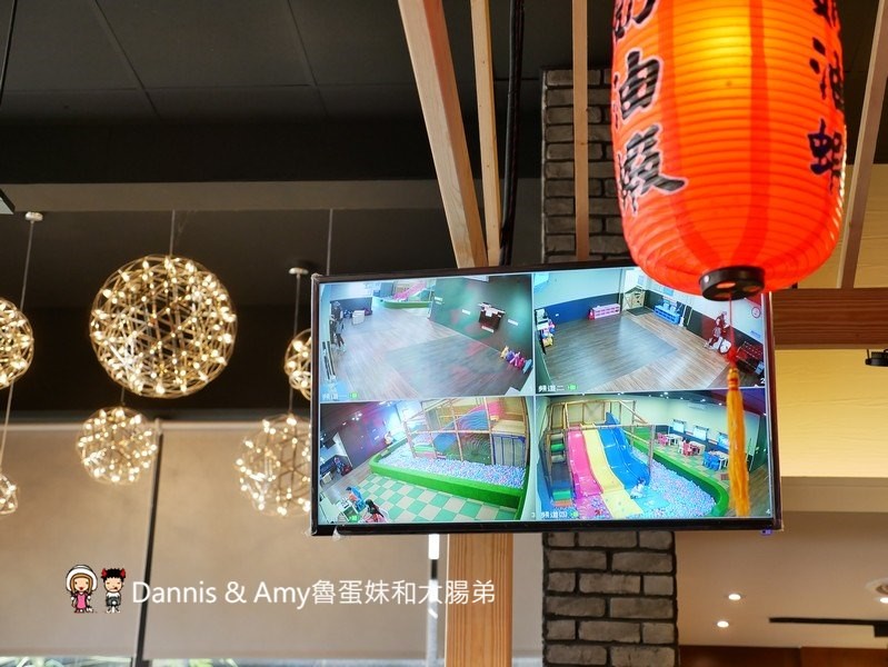 《新竹竹北聚餐推薦餐廳》一品活蝦竹北旗艦店。現撈泰國蝦美食餐廳。下班約會聚餐好去處。還有超大親子空間設計︱(影片)