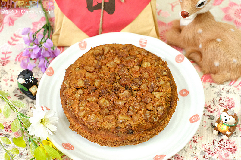 宅配禮盒,宅配美食,年節禮盒,年節送禮,東台灣黃老爹烘焙坊,烤年糕,黃老爹烘焙坊,黑糖年糕,黑糖核桃烤年糕 @強生與小吠的Hyper人蔘~