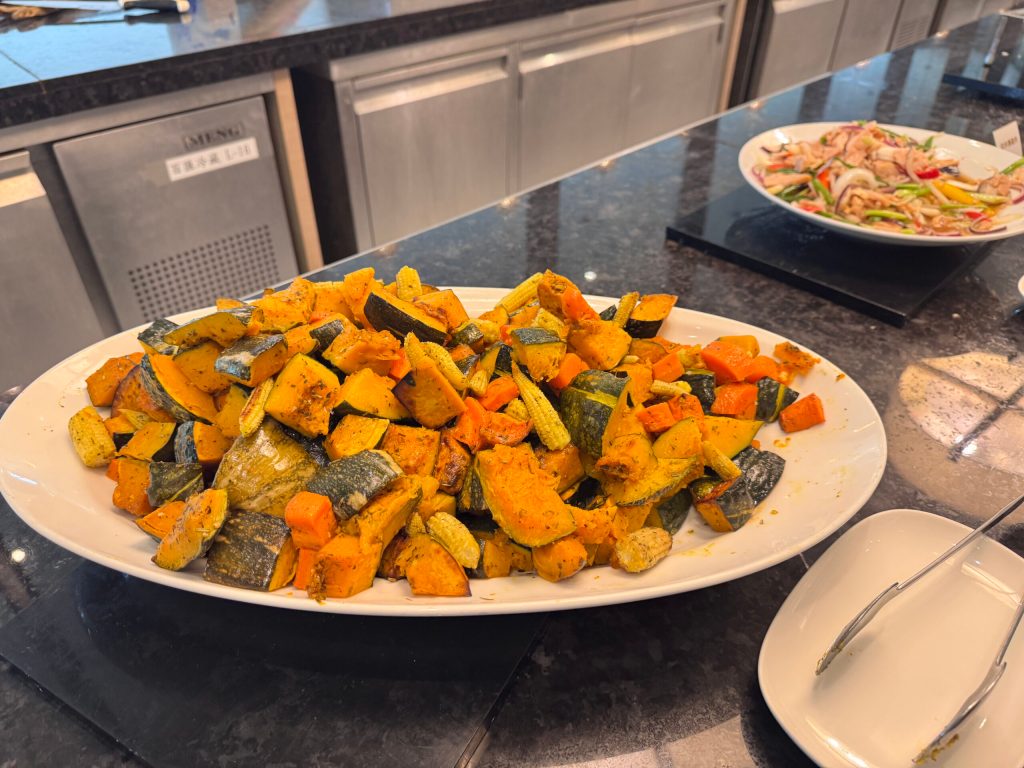 宜蘭羅東住宿 溫泉飯店【村却國際溫泉酒店】一泊二食 高空酒吧 房內雙湯池！ - 雁雁｜美食 旅遊 生活娛樂