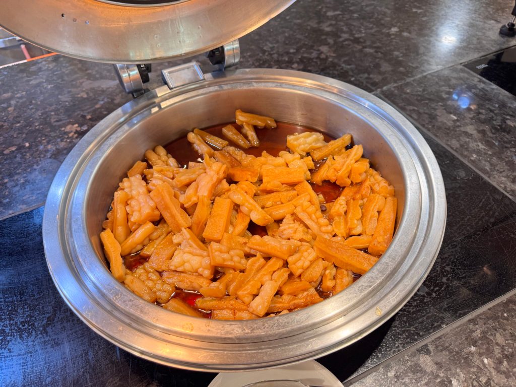 宜蘭羅東住宿 溫泉飯店【村却國際溫泉酒店】一泊二食 高空酒吧 房內雙湯池！ - 雁雁｜美食 旅遊 生活娛樂