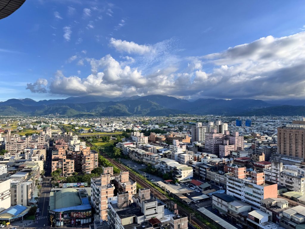 宜蘭羅東住宿 溫泉飯店【村却國際溫泉酒店】一泊二食 高空酒吧 房內雙湯池！ - 雁雁｜美食 旅遊 生活娛樂