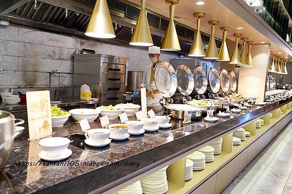 【羅東住宿推薦】村却國際溫泉酒店 一泊二食 #泡湯 #游泳池 #空中酒吧 #百萬夜景 親子住宿旅遊的好選擇 (63).JPG