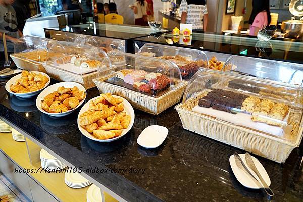 【羅東住宿推薦】村却國際溫泉酒店 一泊二食 #泡湯 #游泳池 #空中酒吧 #百萬夜景 親子住宿旅遊的好選擇 (62).JPG